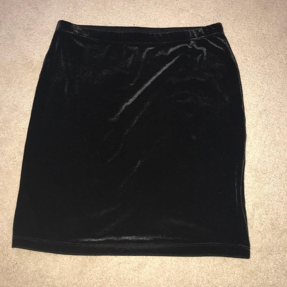 LF Velvet Skirt